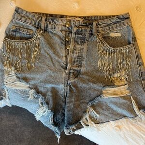 Adika Sequin denim shorts !